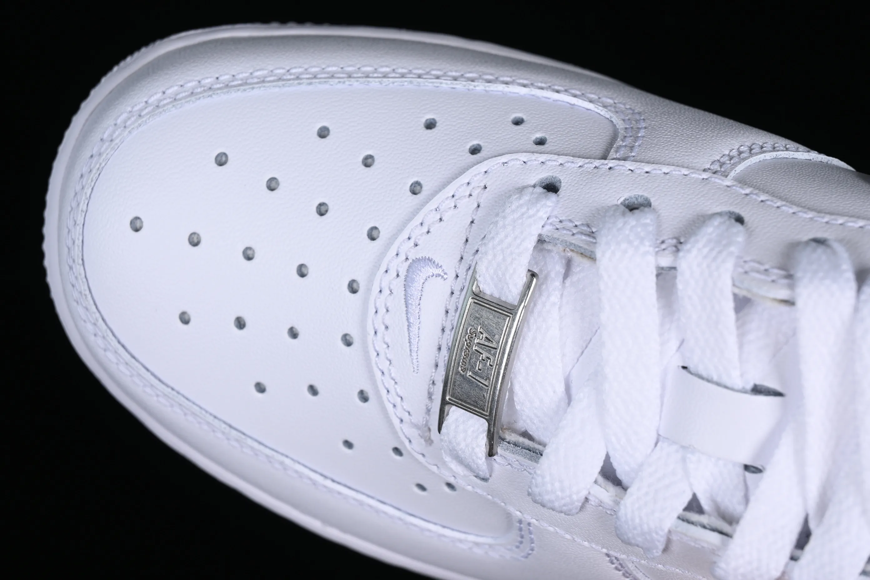 All categories Nk Air Force 1 Air Force series Nk Air Force 1 Low Air Force low-top Supreme x Nk Air Force 1 Low joint model Air Force 1 low-top casual sneakers CU9225-100